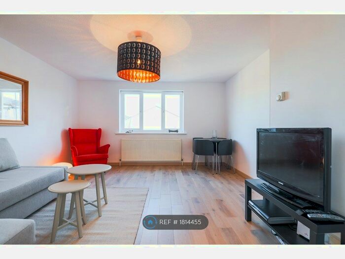 2 Bedroom Flat To Rent In Crosslet Vale, London, SE10