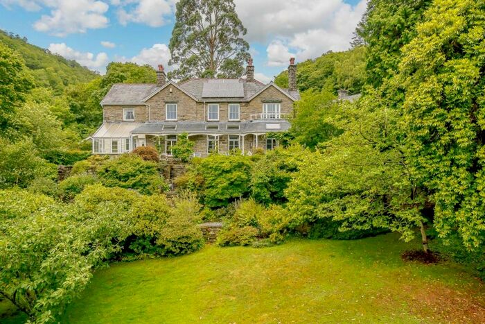 4 Bedroom Detached House For Sale In Taicynhaeaf, Bontddu, Barmouth, Gwynedd, LL40