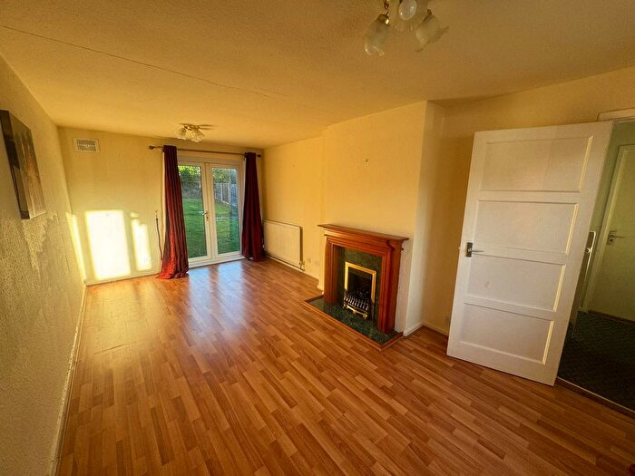 3 Bedroom Detached House To Rent In Trenchard Close, Sutton Coldfield, B75