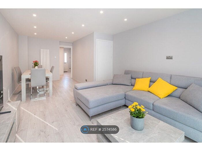 2 Bedroom Terraced House To Rent In Abingdon Close, London, SW19