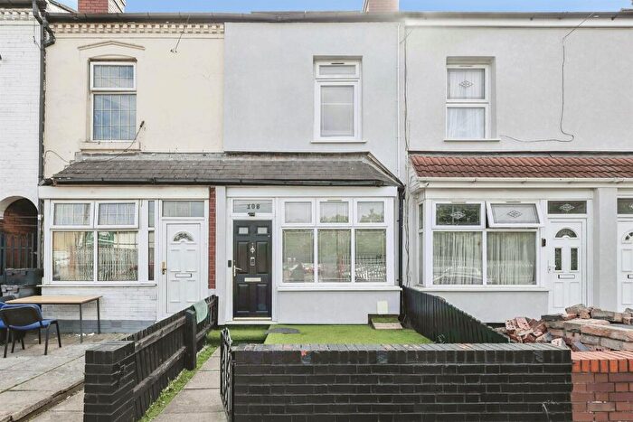 3 Bedroom Semi Detached House For Sale In Whitmore Road, Birmingham, B10