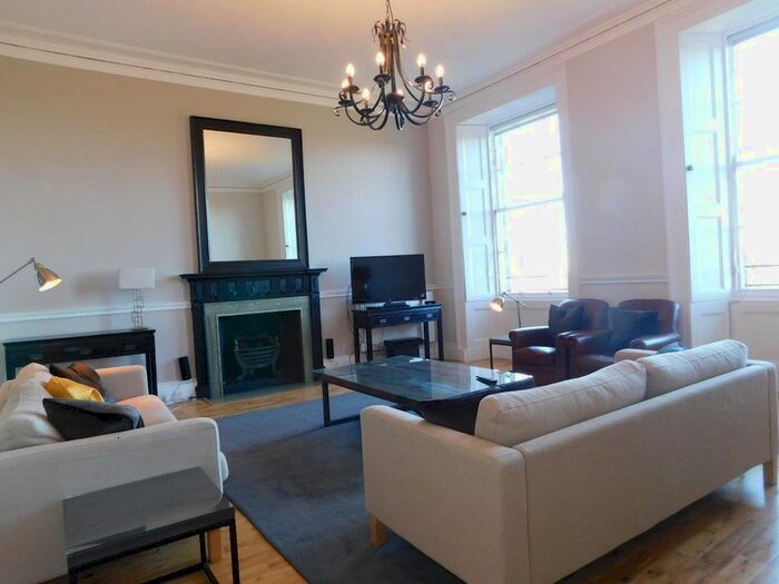 3 Bedroom Flat To Rent In Moray Place, New Town, Edinburgh, EH3