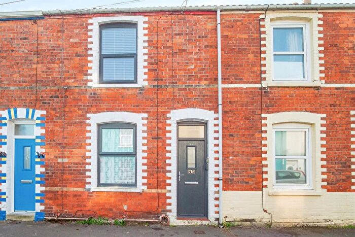 2 Bedroom Terraced House For Sale In Walpole Street, Weymouth, DT4