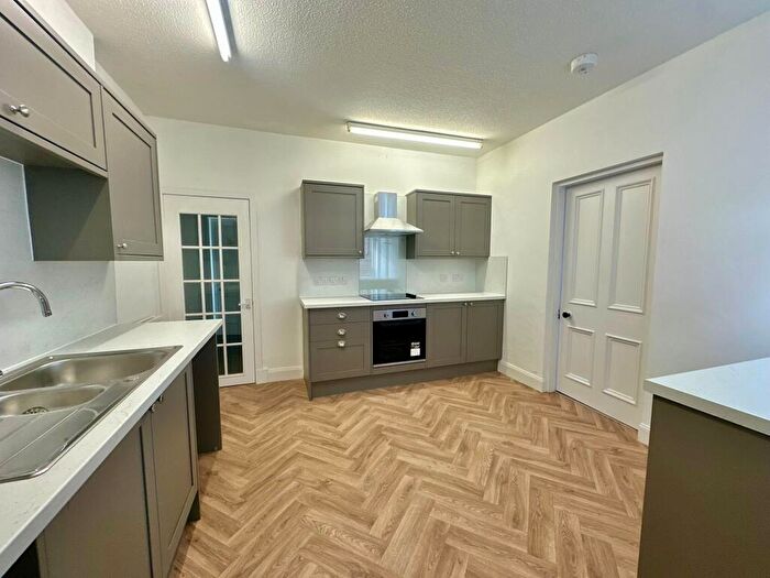 2 Bedroom Flat To Rent In B Montague Street, Dumfries, DG1