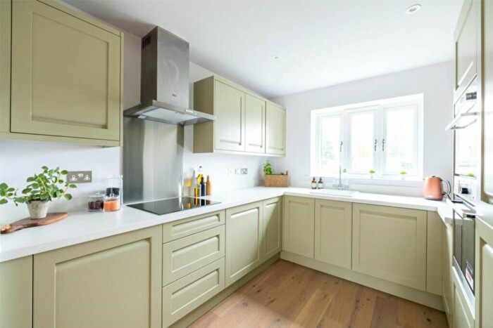 4 Bedroom Town House To Rent In Baltonsborough, BA6