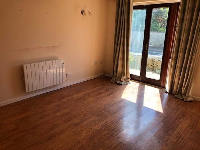 1 Bedroom Flat To Rent In Manor Court, Fairford, GL7