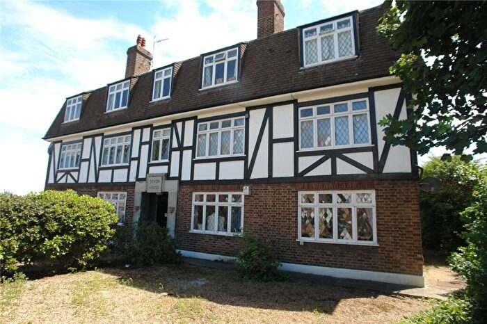 2 Bedroom Apartment To Rent In Devonshire Road, London, SE23