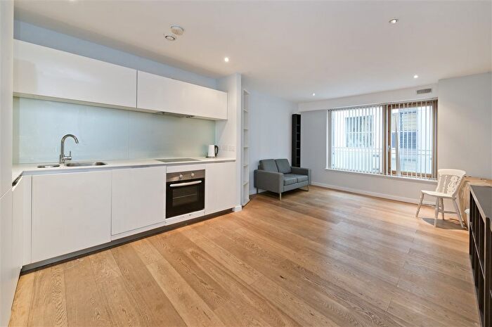 2 Bedroom Flat To Rent In Hardwicks Square, London, SW18