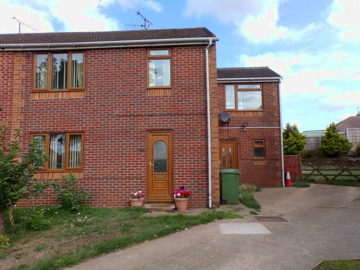 4 Bedroom House To Rent In Yeovil, BA21