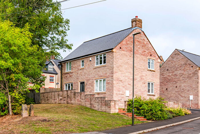 4 Bedroom Detached House For Sale In Portway Drive, Matlock, Derbyshire, DE4