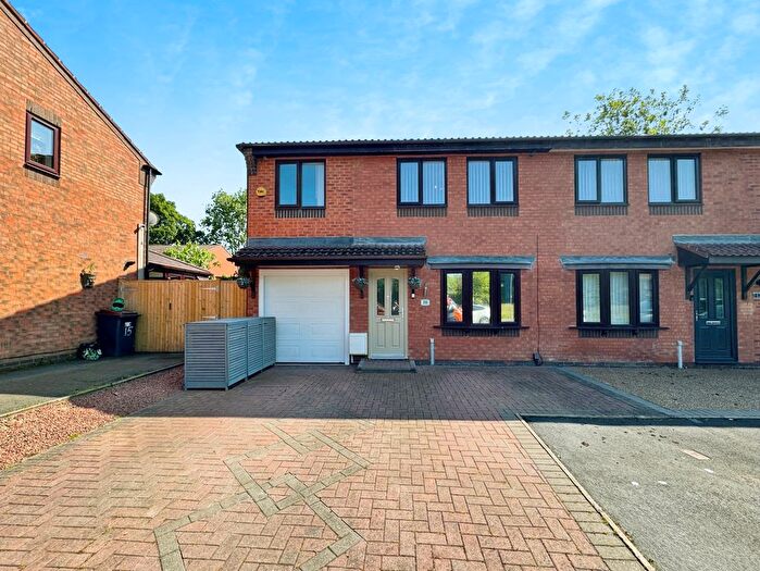 4 Bedroom Semi-Detached House For Sale In Curlew Drive, Leegomery, Telford, TF1
