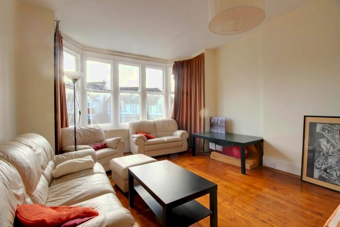 3 Bedroom Terraced House To Rent In Church Crescent, Finchley, London, N3
