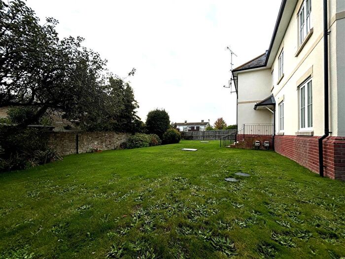 1 Bedroom Flat To Rent In Lower Green Road, St. Helens, Ryde, PO33