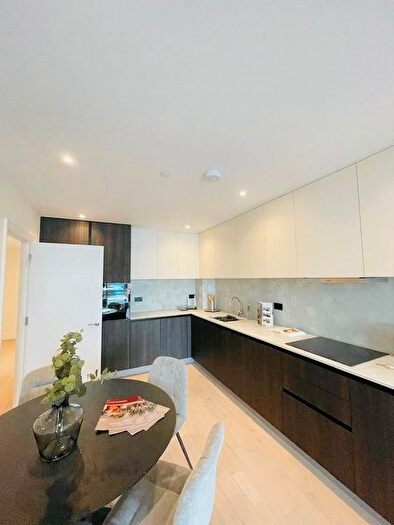 1 Bedroom Flat To Rent In High Road Leyton, E10