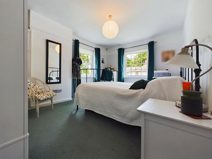 3 Bedroom End Of Terrace House For Sale In Pen-Y-Dre, Rhiwbina, Cardiff., CF14