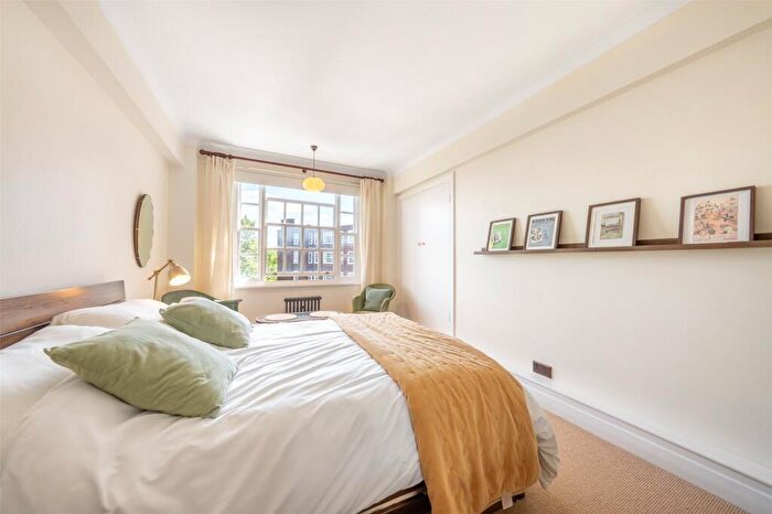 1 Bedroom Flat To Rent In Eton Hall, Eton College Road, Belsize Park, NW3