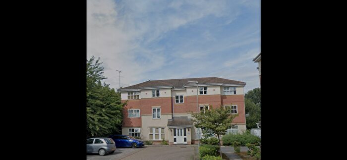 2 Bedroom Flat For Sale In The Links, Holbeck, Leeds, LS11