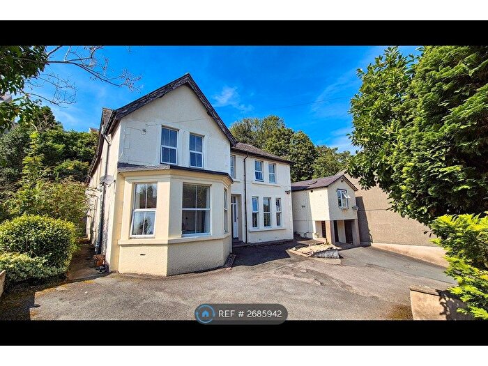 10 Bedroom Detached House To Rent In Gro, Bangor, LL57