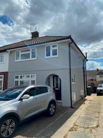 3 Bedroom Semi-Detached House To Rent In Orchard Drive, Braintree, CM7