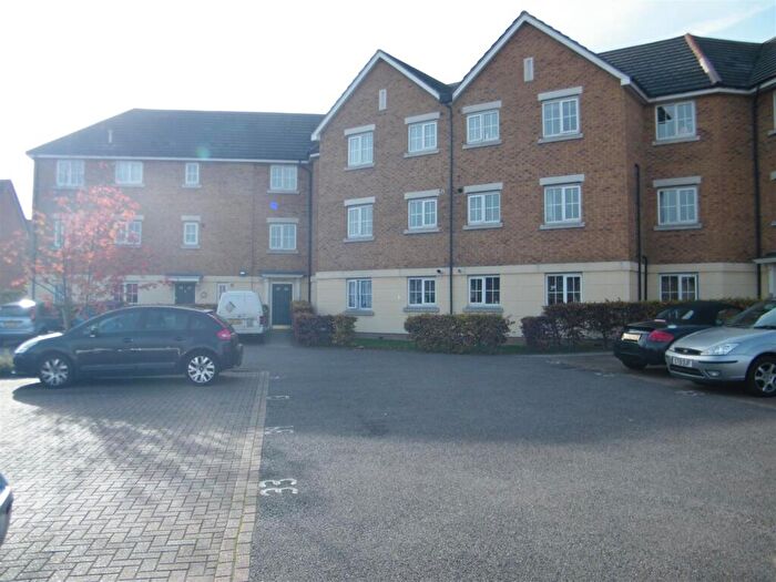 2 Bedroom Apartment To Rent In Plymouth Road, Chafford Hundred, RM16