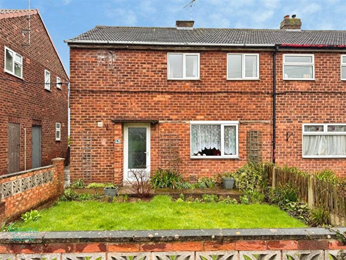 3 Bedroom Semi Detached House For Sale In Holmefield Road, Whitwell, Worksop, S80