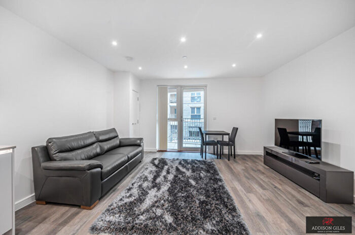 1 Bedroom Apartment To Rent In St. Ives Road, Maidenhead, Berkshire, SL6