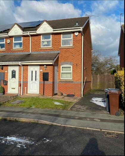 2 Bedroom Property To Rent In Heather Close, Wednesfield, Wolverhampton, WV11