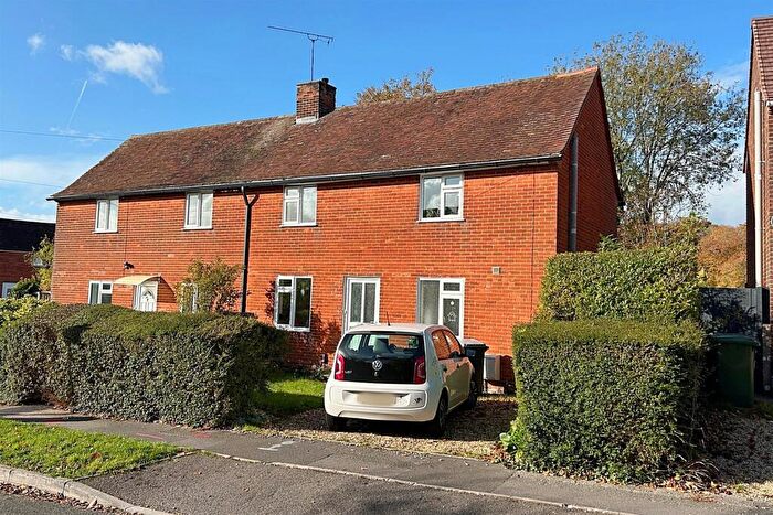 4 Bedroom Semi-Detached House To Rent In Stanmore, SO22