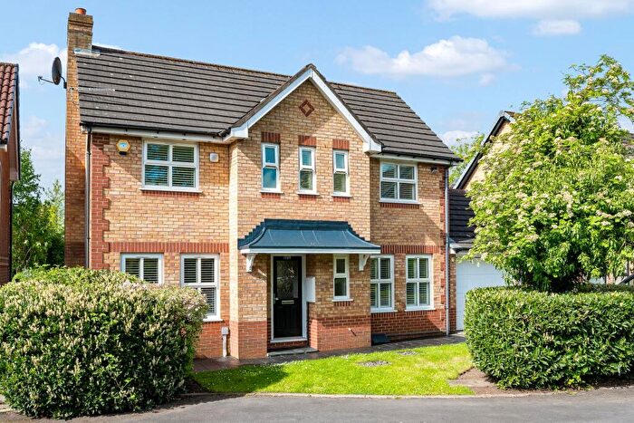 3 Bedroom Detached House For Sale In Grey Knotts, Worsley, M28