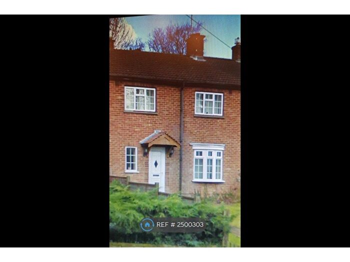 3 Bedroom Terraced House To Rent In Marygold Walk, Amersham, HP6