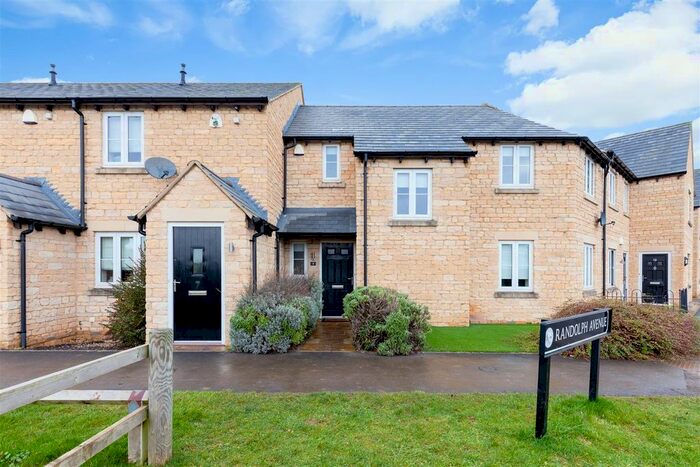 3 Bedroom Property For Sale In Randolph Avenue, Woodstock, OX20