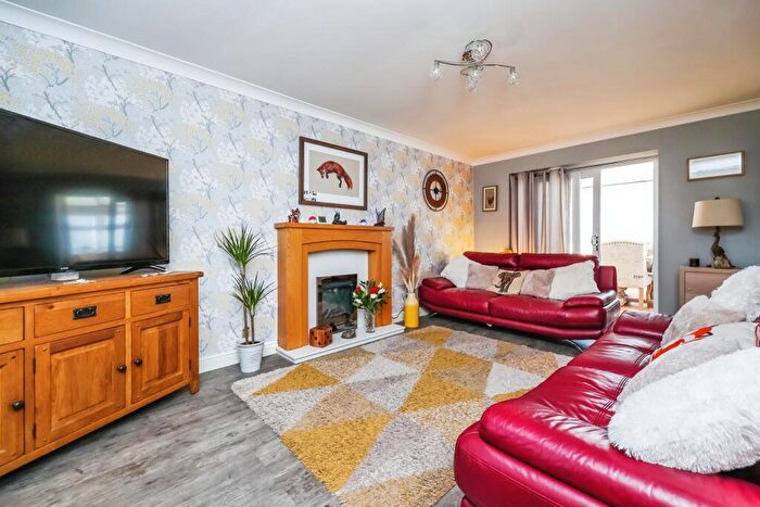 4 Bedroom Detached House For Sale In Somerleyton Drive, Ilkeston, Derbyshire, DE7