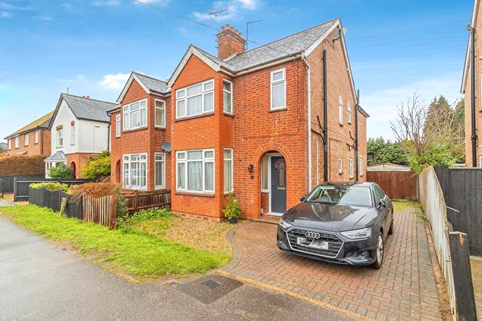 3 Bedroom Semi-Detached House For Sale In Downham Road, Milton Keynes, MK17