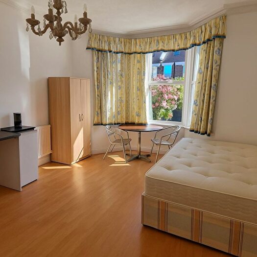 1 Bedroom Flat To Rent In Jesmond Avenue, Wembley, HA9