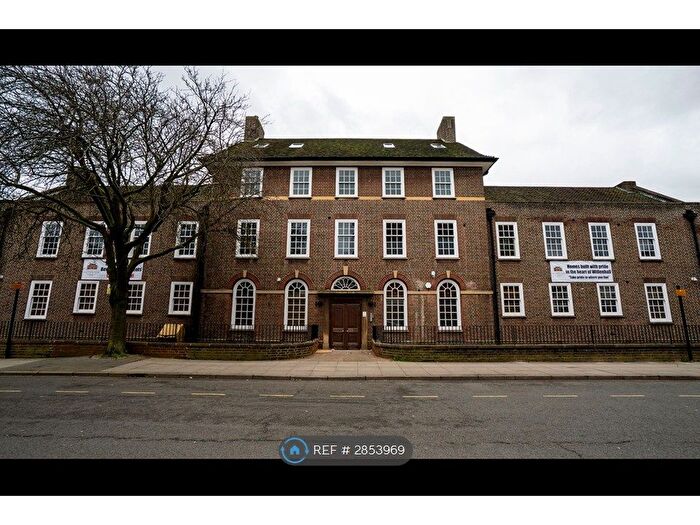 1 Bedroom Flat To Rent In The Old Station House, Willenhall, WV13