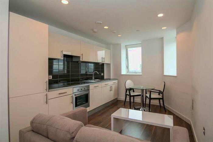 1 Bedroom Apartment To Rent In Blue, Media City Uk, Salford, M50