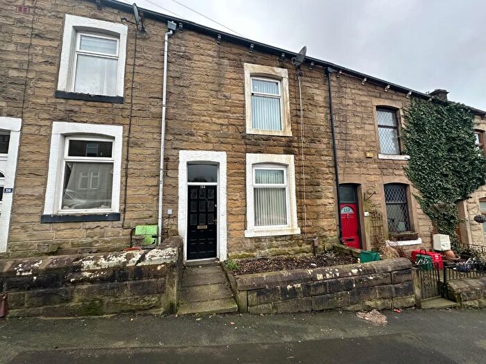 3 Bedroom Terraced House To Rent In Knotts Lane, Colne, BB8