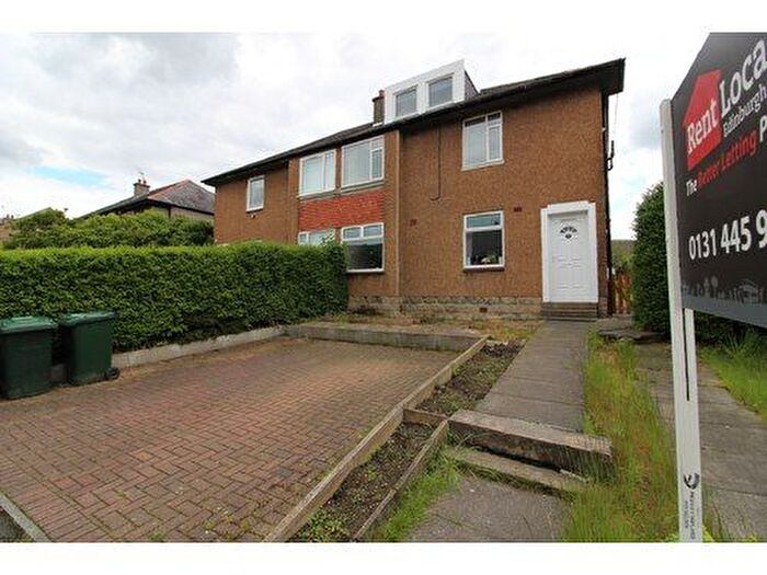 4 Bedroom Flat To Rent In Carrick Knowe Terrace, Edinburgh, EH12