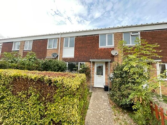 3 Bedroom House To Rent In Markenfield, Toothill, Swindon, SN5