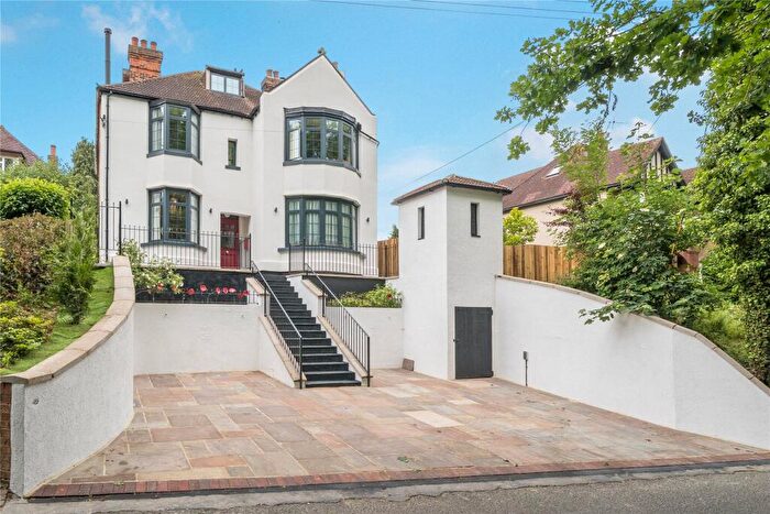 5 Bedroom Detached House For Sale In Warren Road, Orpington, BR6