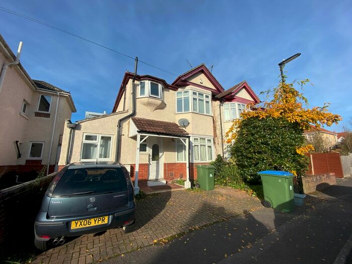 7 Bedroom Property To Rent In Merton Road, Southampton SO17