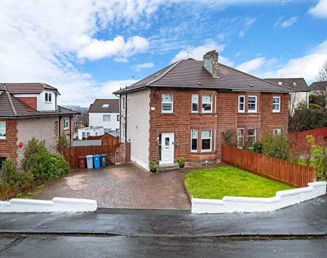 3 Bedroom Semi Detached House For Sale In Cornwall Avenue, Burnside, Glasgow, G73