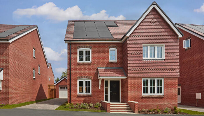 5 Bedroom Detached House For Sale In Northaw Road East, Cuffley, Hertfordshire, EN6