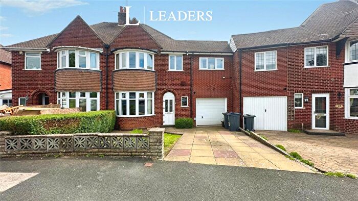 5 Bedroom Semi-Detached House For Sale In Granshaw Close, Birmingham, West Midlands, B38