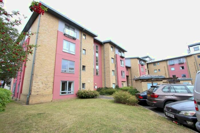 1 Bedroom Apartment To Rent In Winkfield Road, London, N22