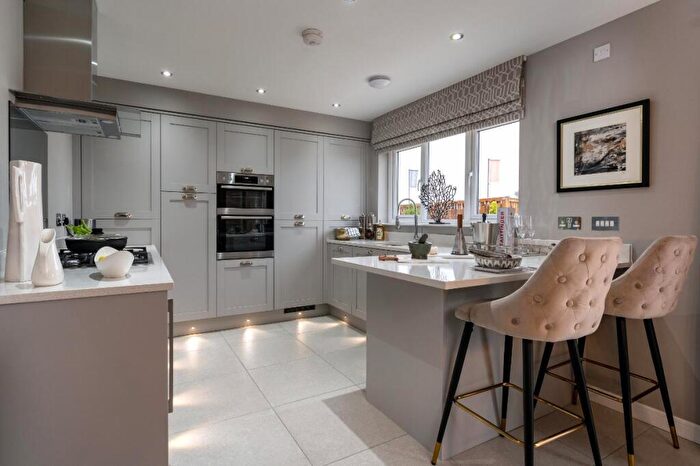 4 Bedroom Detached House For Sale In Oatslie Road, Auchendinny, Penicuik, Midlothian, EH26