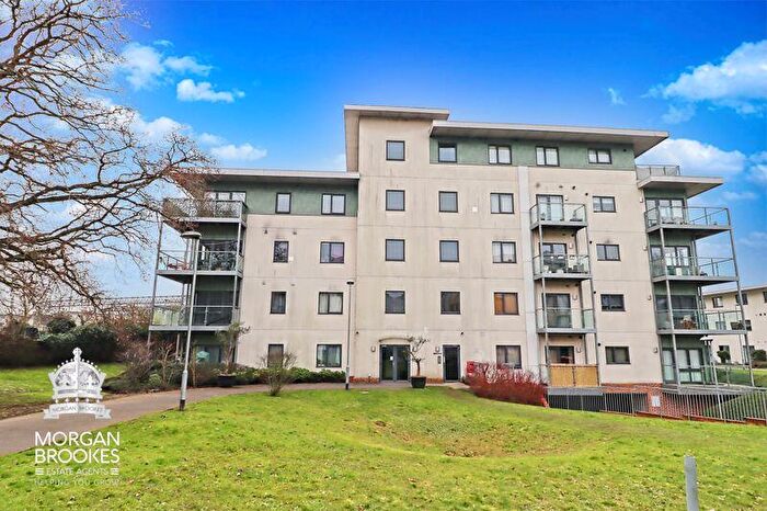 2 Bedroom Flat To Rent In Adlington House, Brentwood, CM14