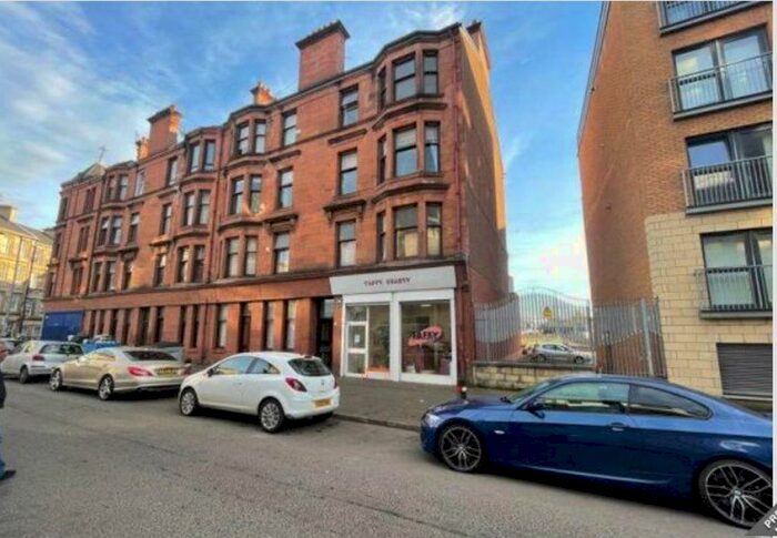 2 Bedroom Flat To Rent In Barrland Street, Glasgow, G41