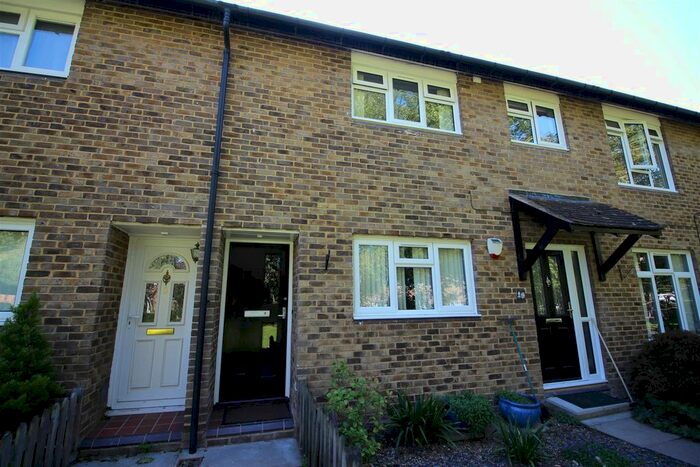 1 Bedroom Flat To Rent In St. Catherines Farm Court, Ruislip, HA4