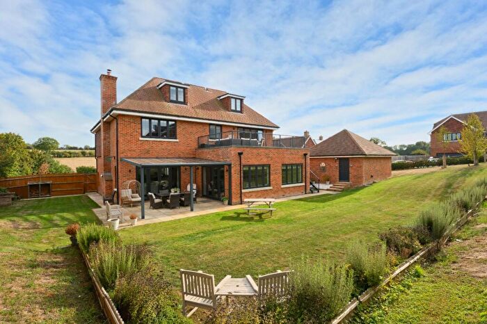 6 Bedroom Detached House To Rent In Holme Hill, Upton Grey, Basingstoke, Hampshire, RG25